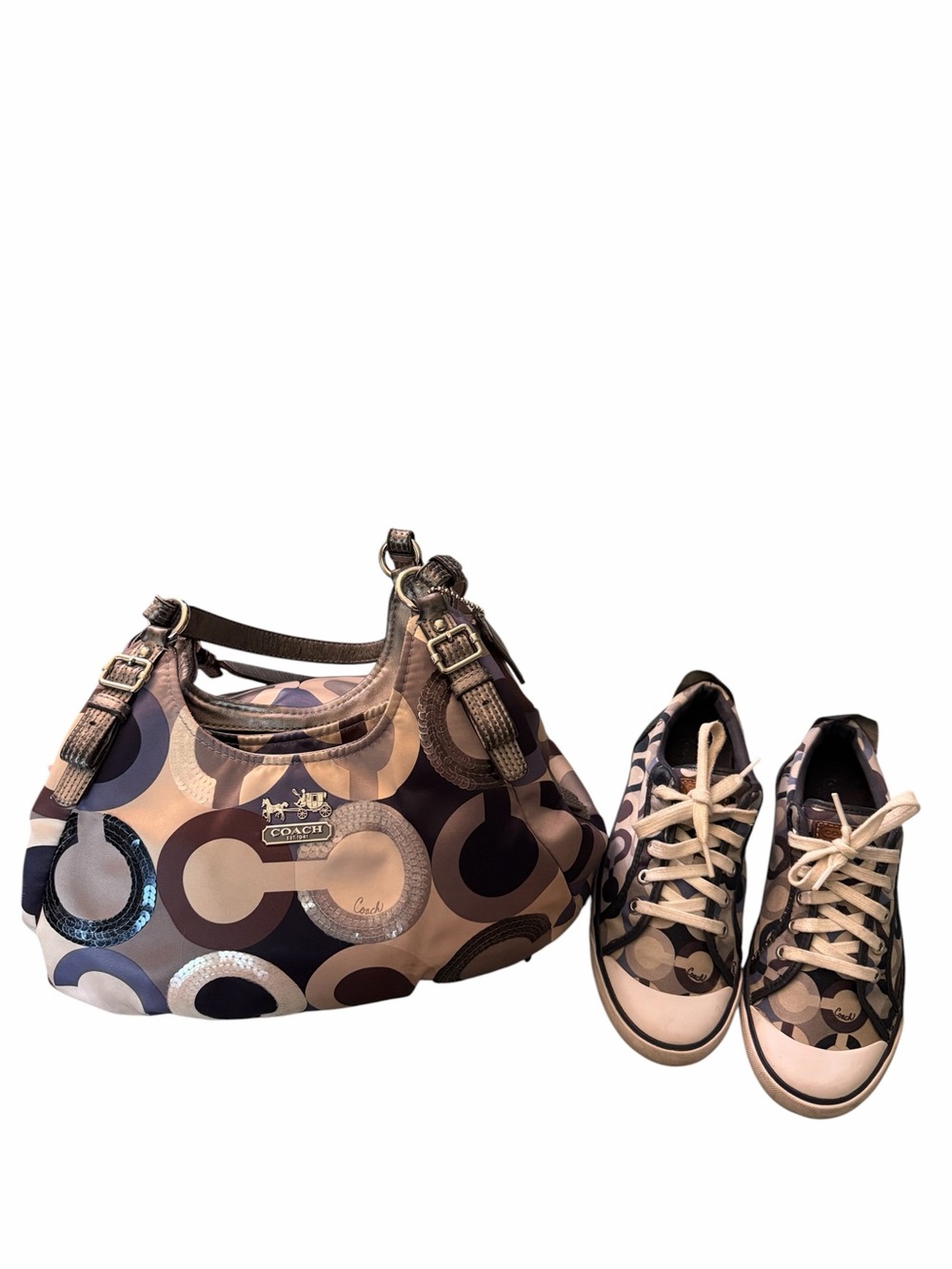 Coach purse and matching shoes! Shoes are size 8.5! 3 pocket purse! Shoulder bag